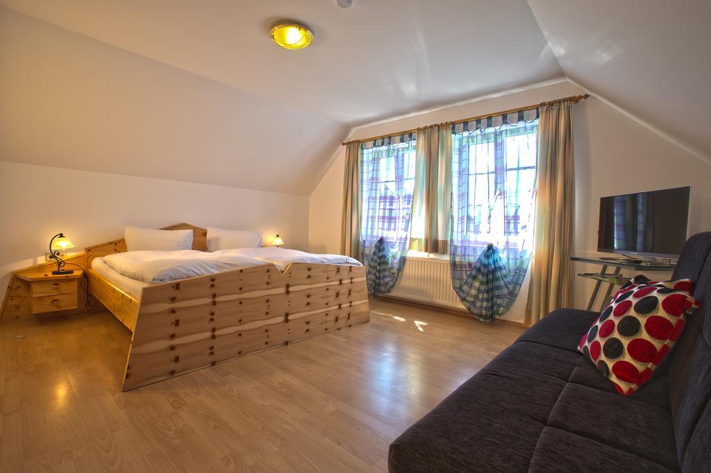 Schusterhaeusl Appartement Wörschach Kamer foto